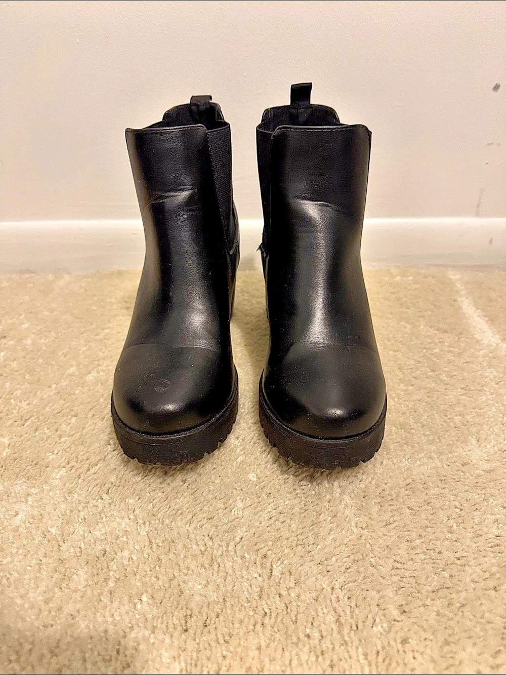 Soda Ankle Boots Black Like New